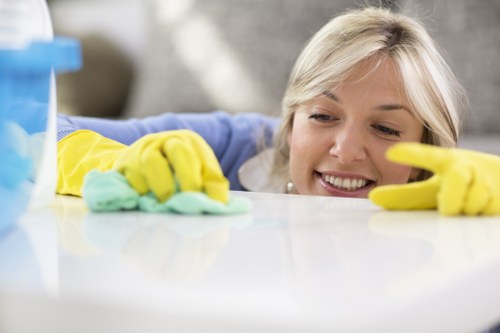 Acknowledging a carpet cleaning complaint in progress
