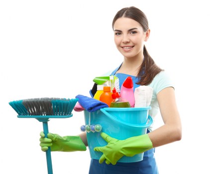 Cleaner preparing a London flat for final inspection
